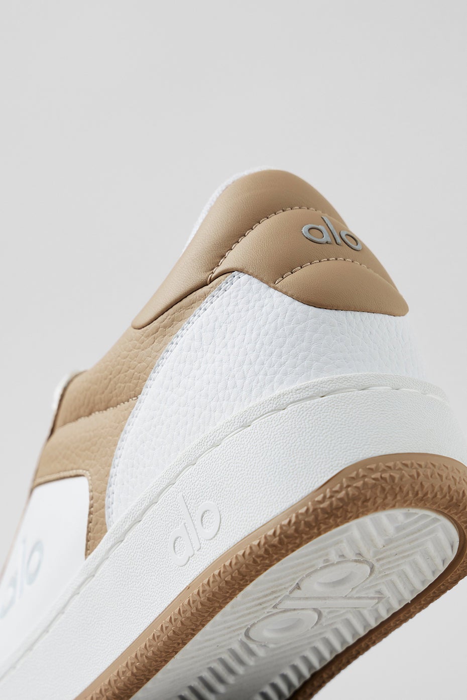 Sneaker - ALO Recovery Mode "Best-Seller"